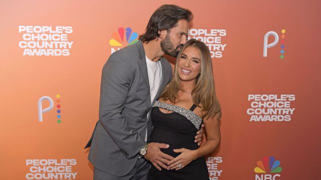 Jesse James is Pregnant! Singer Expecting Baby No. 4 with Husband Eric Decker