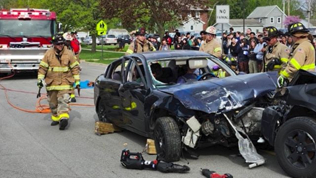 Florence Police and First Responders Stage Mock DUI Crash at High School